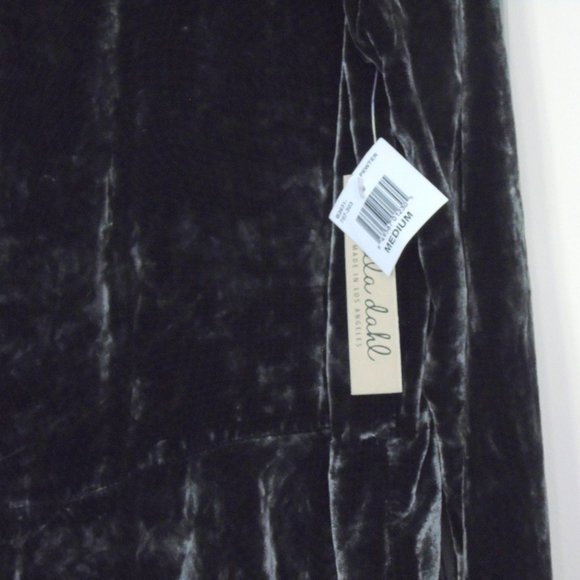 Bella Dahl Crushed Velvet & Silk Top with Peplum in Pewter Size M New with Tags - Picture 3 of 6